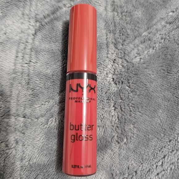 NYX Butter Gloss Lip Gloss (Apple Crisp) - Picture 1 of 2
